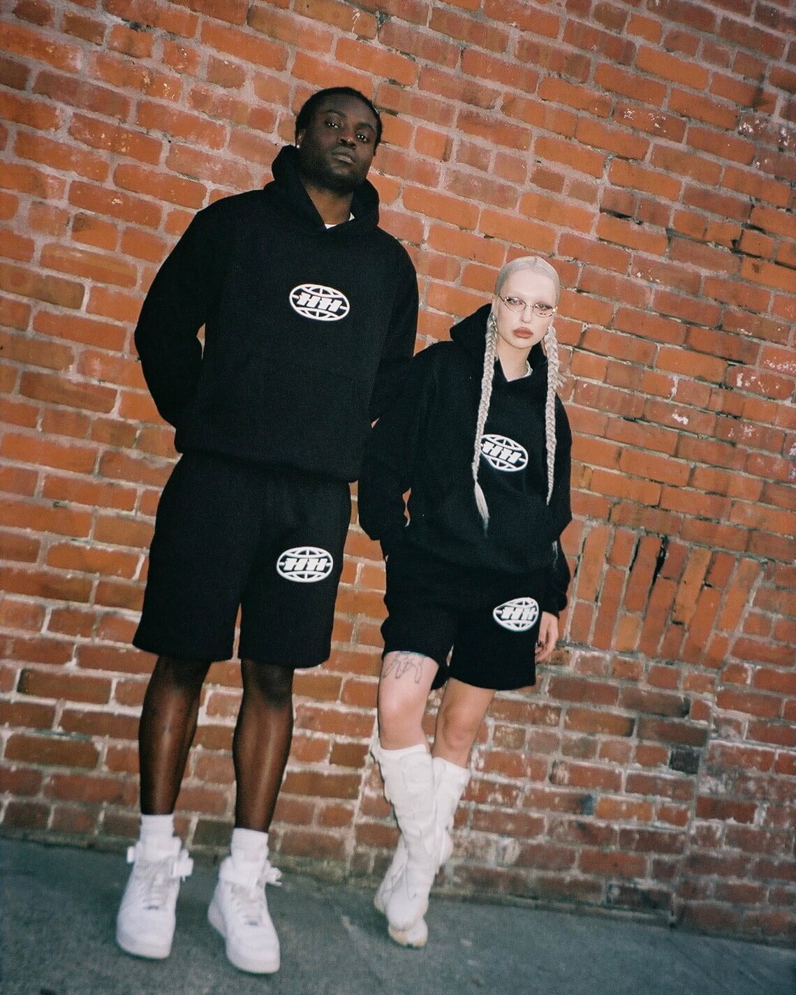 BLACK GLOBE SHORTS